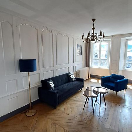 Le Bon Secours Appartement Murat  Buitenkant foto