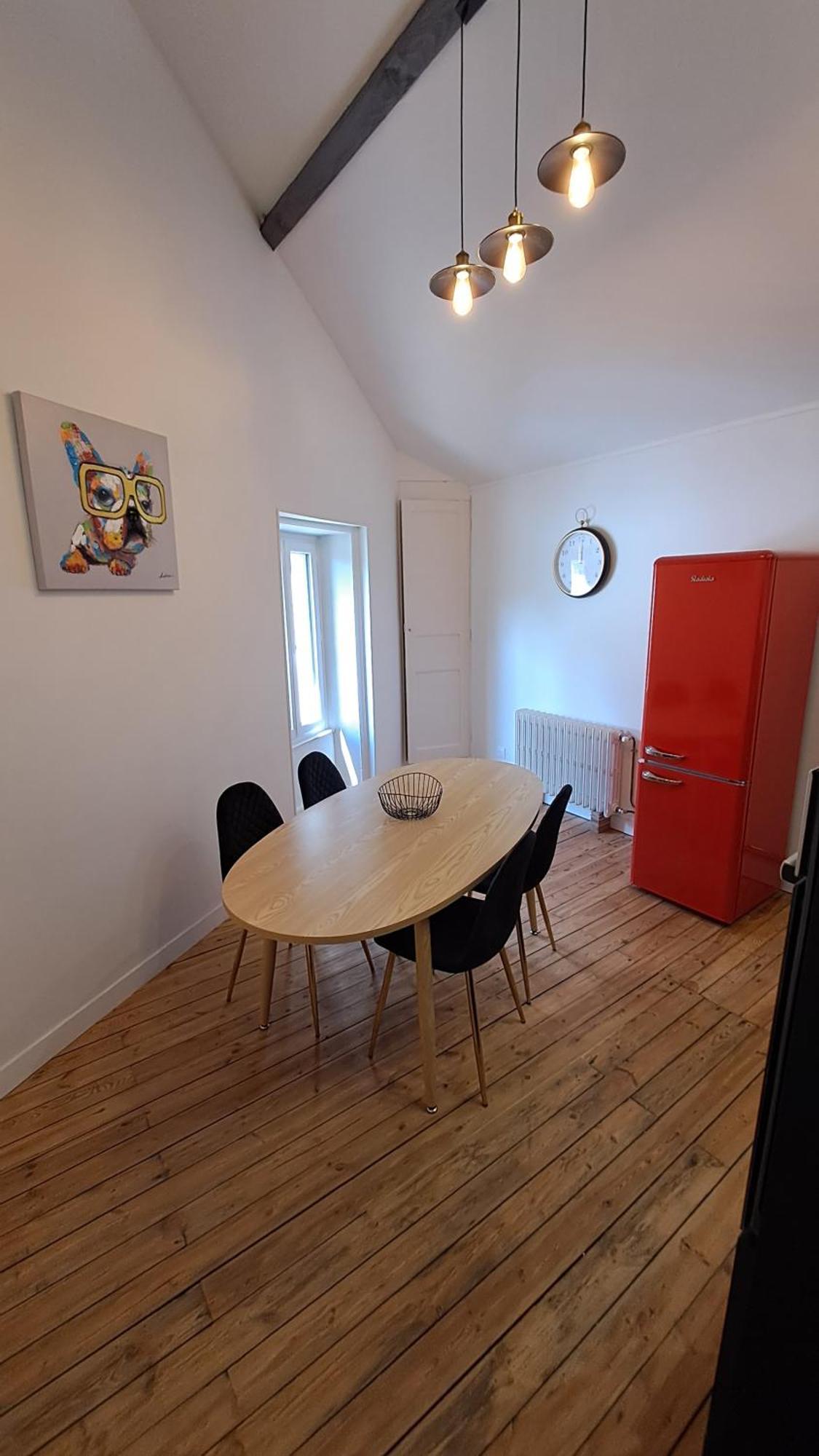 Le Bon Secours Appartement Murat  Buitenkant foto
